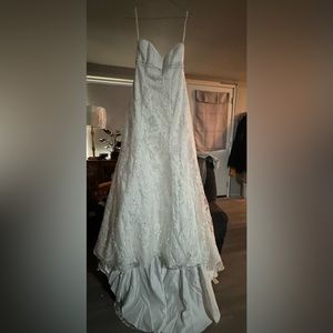 David’s bridal wedding dress